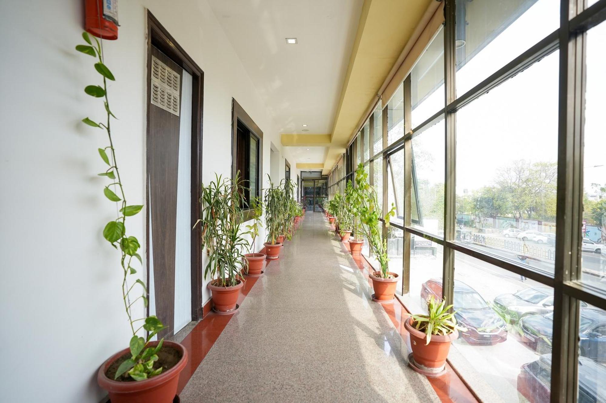 אודייפור Hotel Opera Inn Near Central Bus Stand מראה חיצוני תמונה